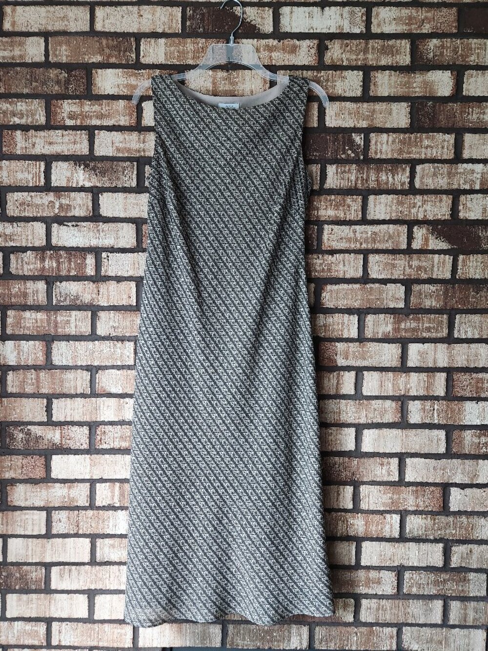 Ann Taylor LOFT Shift Dress Sleeveless Brown Medallion Print Size 10
